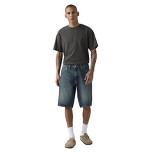 Load image into Gallery viewer, Levi's - 469 Loose Shorts in Dark Indigo