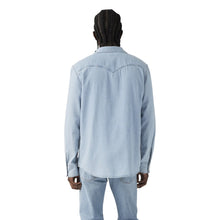 Load image into Gallery viewer, Levi's - Classic Western Shirt in Med Indigo