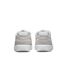 Load image into Gallery viewer, Nike SB - Force 58 Premium in Photon Dust/Black-Photon Dust-White