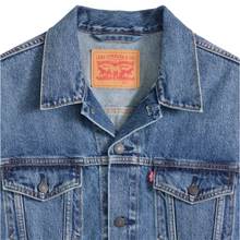 Load image into Gallery viewer, Levi's - Relaxed Fit Trucker Jacket in Pacific Activities