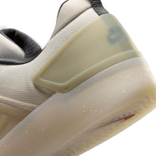 Load image into Gallery viewer, Nike SB - Zoom Nyjah 4 in Desert Khaki/DK Smoke Grey