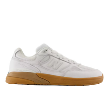 Load image into Gallery viewer, New Balance Numeric - Andrew Reynolds 933 in White/Black