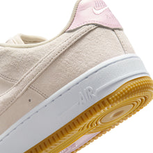 Load image into Gallery viewer, Nike SB - Air Force 1 in Light Orewood Brown/White