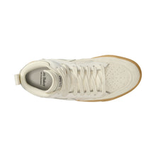 Load image into Gallery viewer, Nike SB - React Leo in Sail/Sail-Sail-Gum Light Brown
