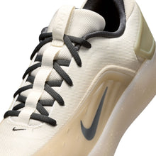 Load image into Gallery viewer, Nike SB - Zoom Nyjah 4 in Desert Khaki/DK Smoke Grey
