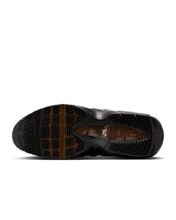 Load image into Gallery viewer, Nike SB - Air Max 95 in Black/Cacao Wow-Anthracite-LT Graphite
