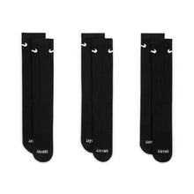 Load image into Gallery viewer, Nike - Everyday Plus Cushioned Training Crew Socks in Black/White (3 Pairs)
