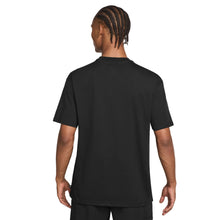 Load image into Gallery viewer, Nike SB - T-Shirt in Black/Coconut Milk
