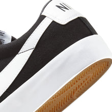 Load image into Gallery viewer, Nike SB - Zoom Blazer Low Pro Gt in Black/White
