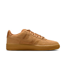 Load image into Gallery viewer, Nike SB - Air Force 1 in Flax/Flax-Black-Gum Light Brown
